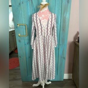 Women’s White/Red/Blue Bohemian 3/4 Sleeve Paisley Dress -S